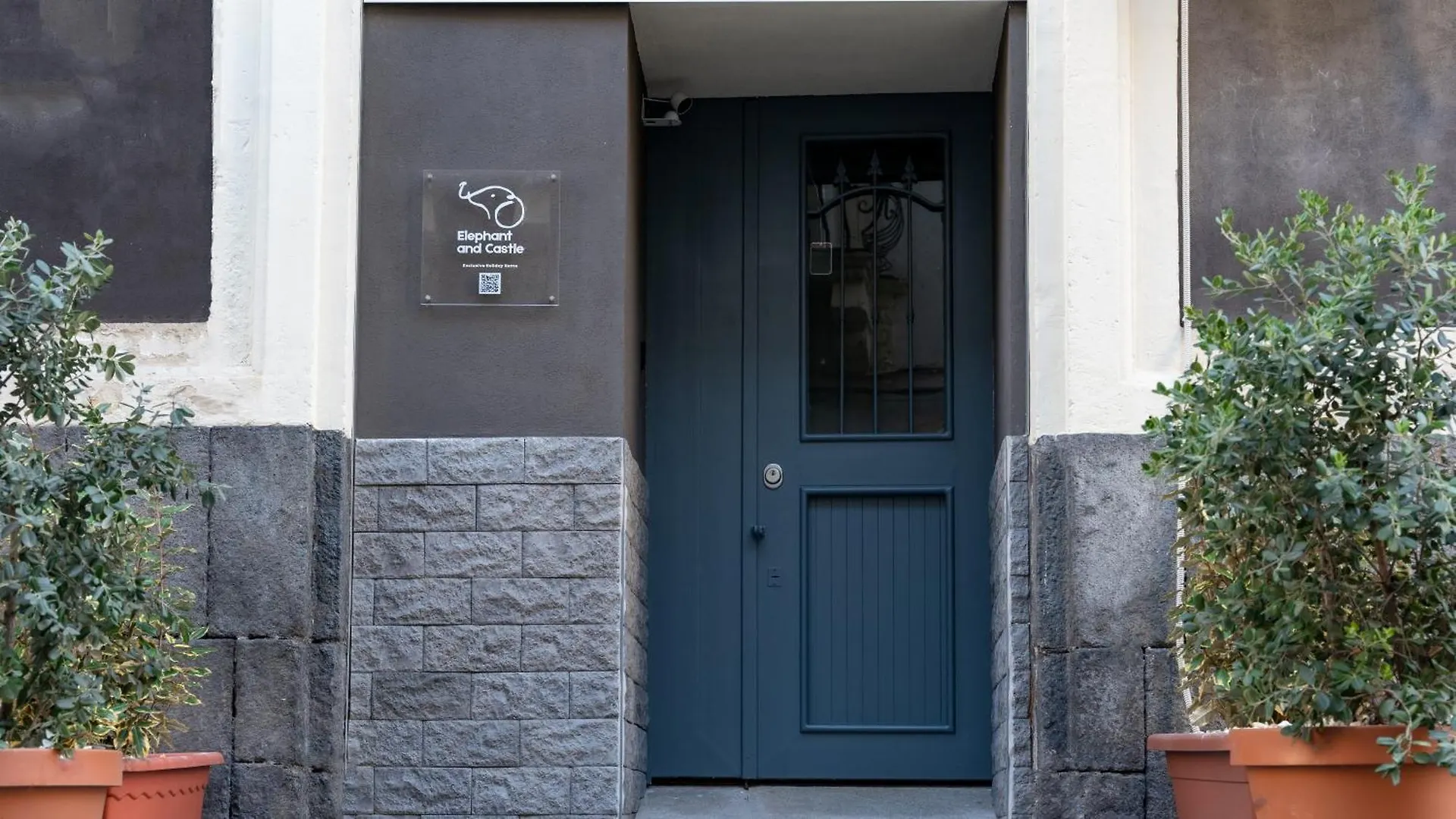 Apartment Elephant And Castle - Exclusive Holiday Home Catania